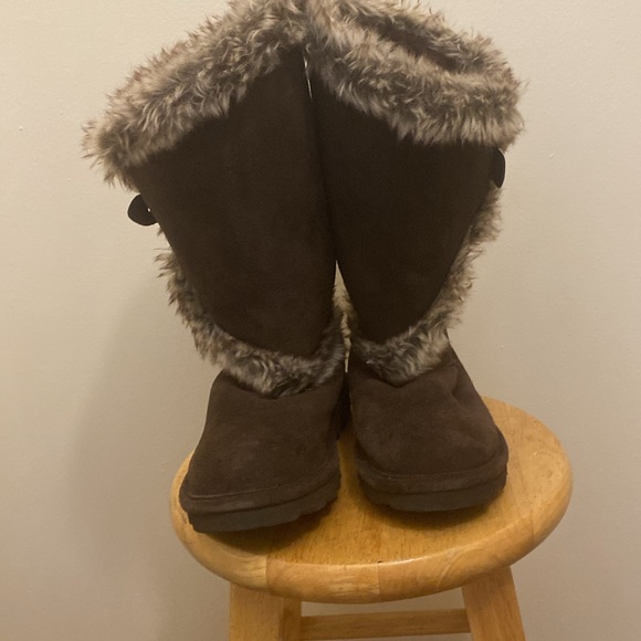 BEARPAW Boots NWOT Sz 8 Brown - Picture 2 of 4